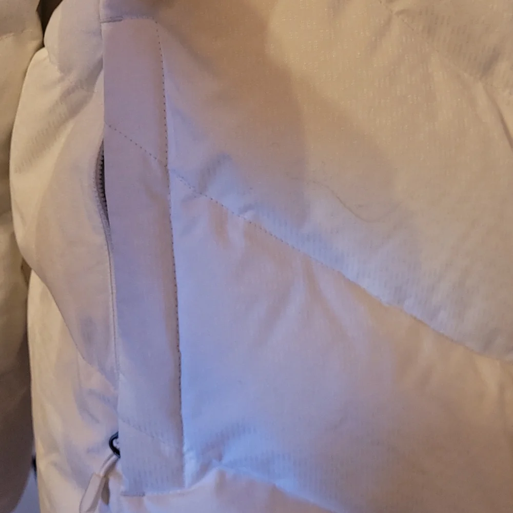THE NORTH FACE white puffer ski jacket with belt - Picture 9 of 9